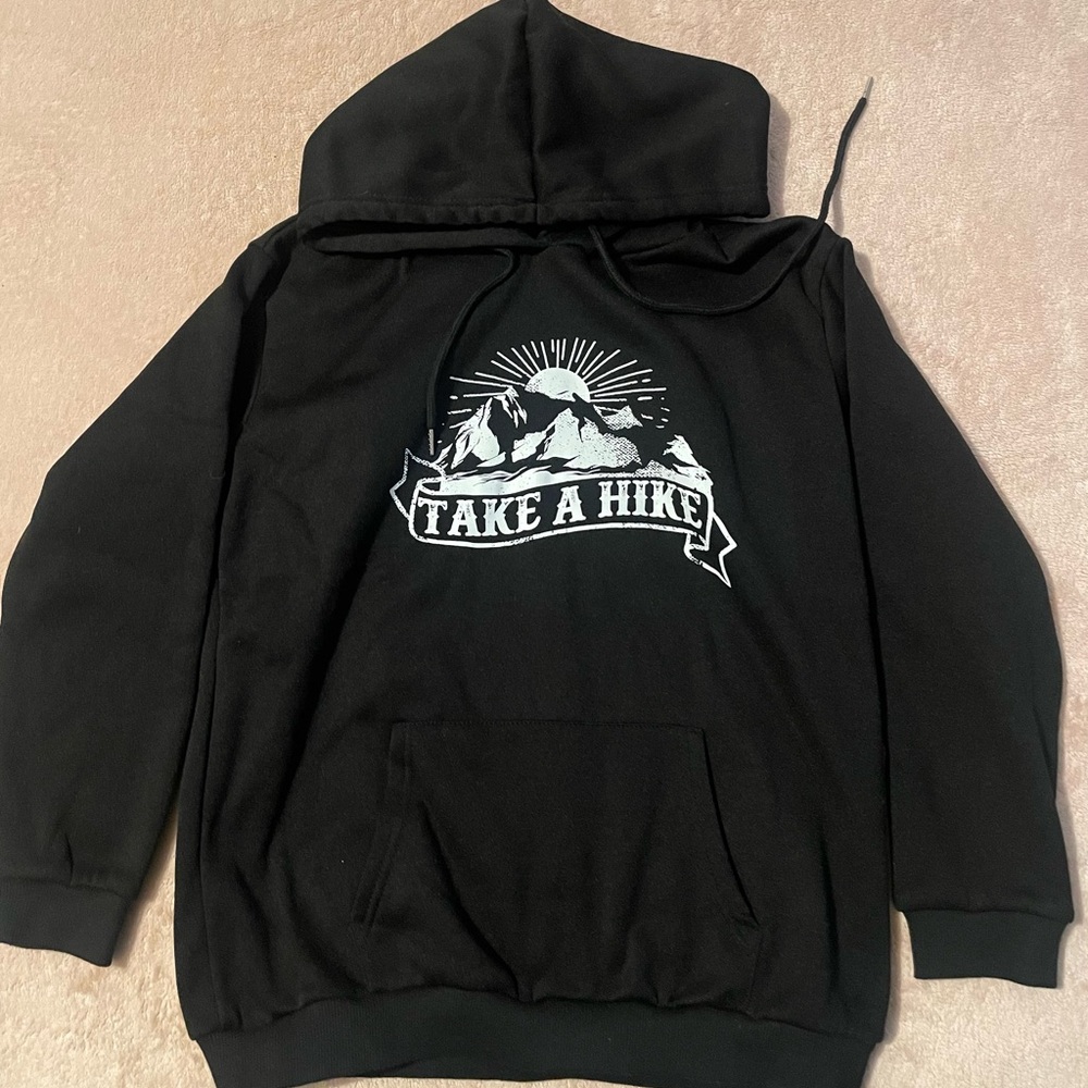 SHEIN Black Hoodie Graphic Sweatshirt